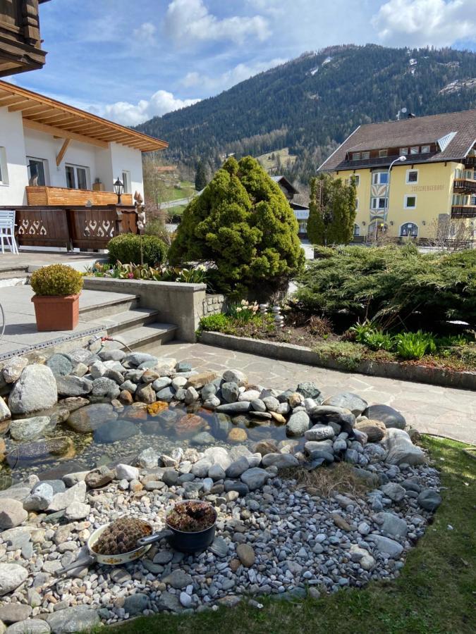 Fruehstueckspension Alpenrose Bed & Breakfast Iselsberg Exterior photo